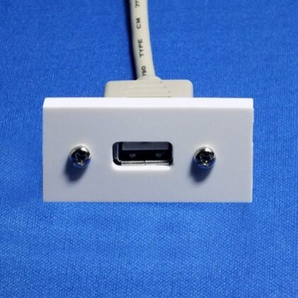 Alternative view of MP Sect (25mm) USB(A) (Fly)